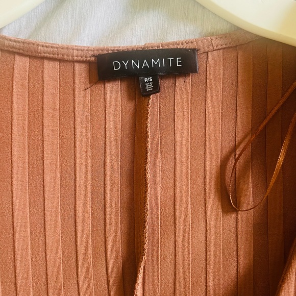 Women's Dynamite Size Small Neutral Dress - Picture 3 of 4